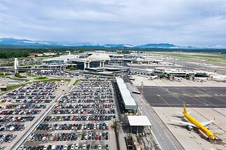 Vzdálenost od letiště Malpensa je cca 10 km. | The distance from Malpensa Airport is approximately 10 km.