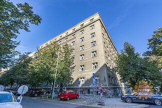 zom-8201-hdr.jpg