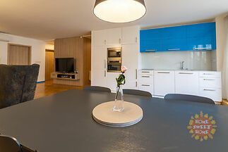 zom-9441-hdr.jpg