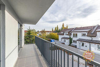 zom-9699-hdr.jpg