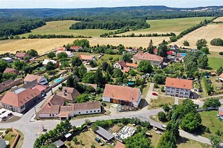 výhled na hory s venkovský pohled a rezidenční pohled