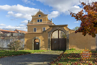 zom-9376-hdr.jpg