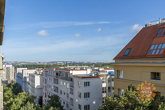 zom-8240-hdr.jpg