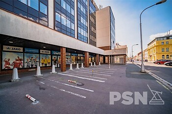 Kanceláře 20 m2 až 750 m2 v centru Hradce Králové