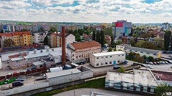 Komerční hala - Komárovské nábřeží Brno